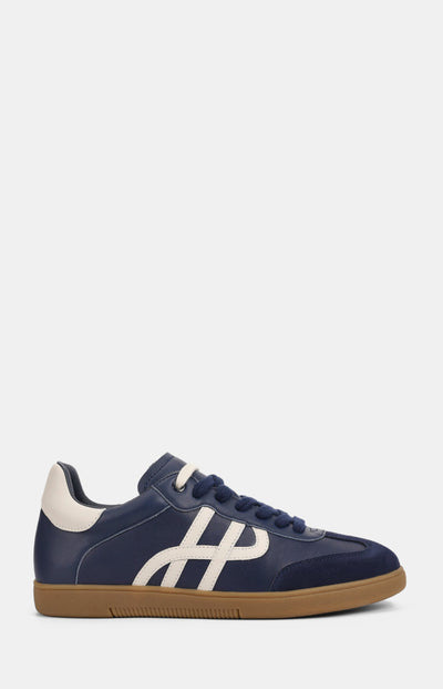 Trackside Sneaker Tiebreak